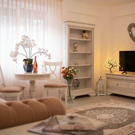 Casuta Din Copou Apartman Jászvásár Kültér fotó