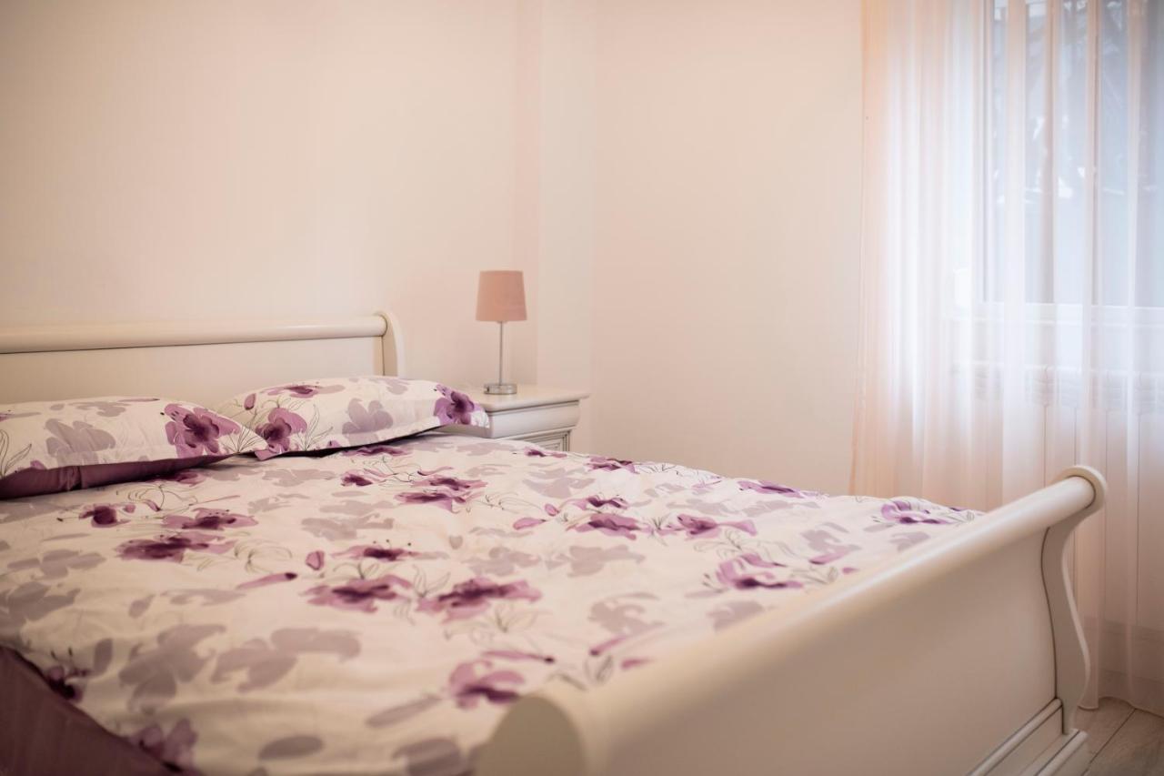 Casuta Din Copou Apartman Jászvásár Kültér fotó